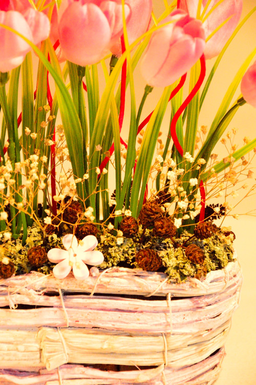 Košík plný tulipánů — foto 3