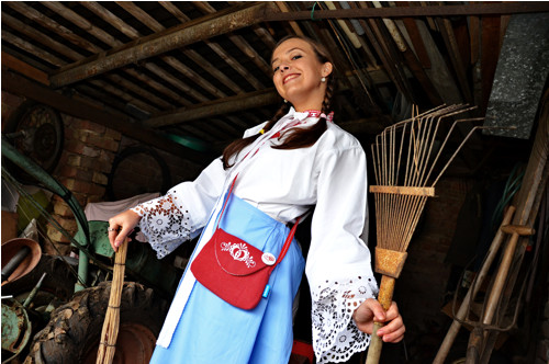 Folklor kabelka v modrém — foto 6