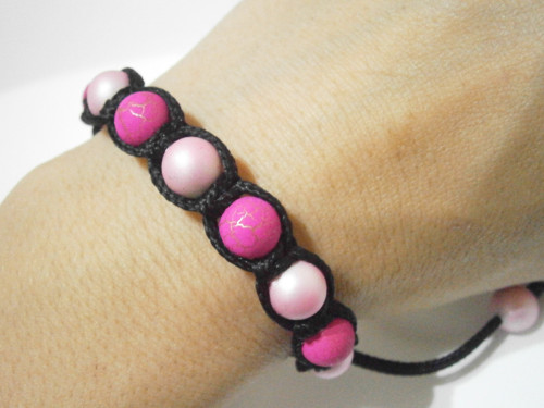 Růžový náramek (macramé/shamballa) — foto 5