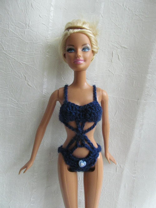 Tmavě modré plavky pro Barbie — foto 2