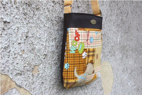 Crossbody kabelka Paw okrová — foto 3