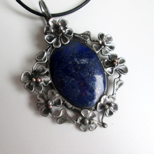 Lapis lazuli s kvítky — foto 2