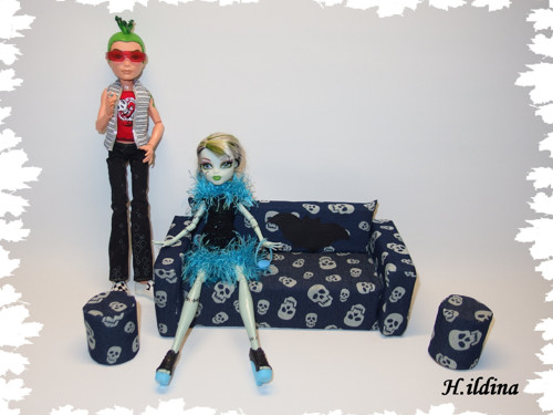 MONSTER HIGH - obývací pokoj — foto 3