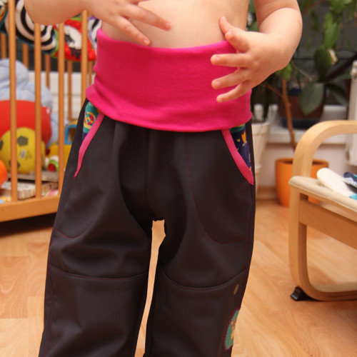 Softshellové rostoucí kalhoty vel. 86-98 — foto 3