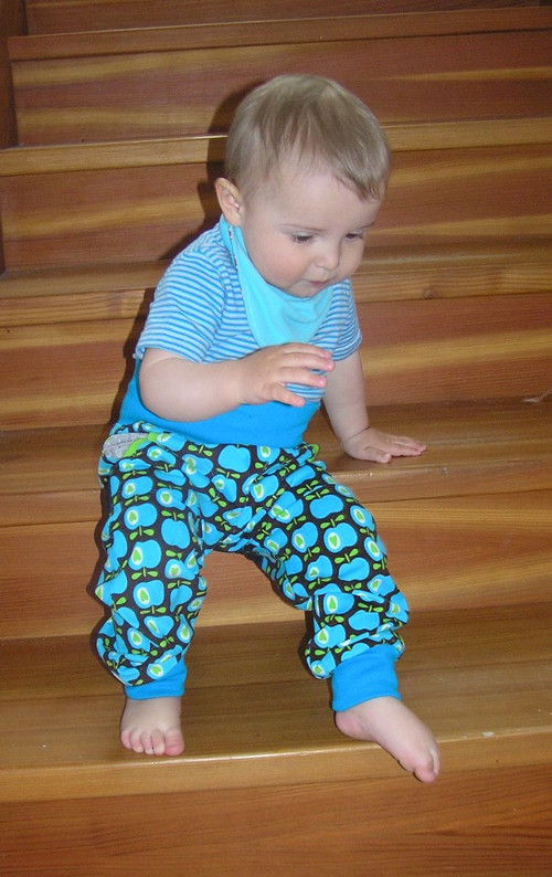 Kalhoty jablíčka v tyrkysu — foto 2