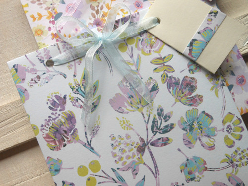 Kvítky na světle modré - obal na CD 13x14 cm — foto 3