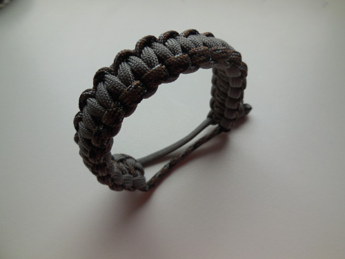 Paracord náramek - EDC - šedý — foto 2
