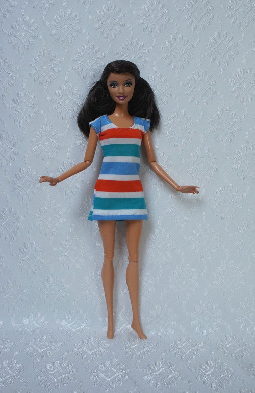 Letní pruhované šaty pro Barbie — foto 2