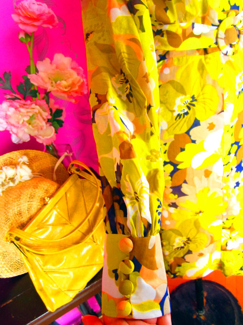 Vintage šaty flower power — foto 4