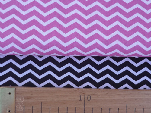 Drobný chevron (šedá)- Francie š. 150cm — foto 3