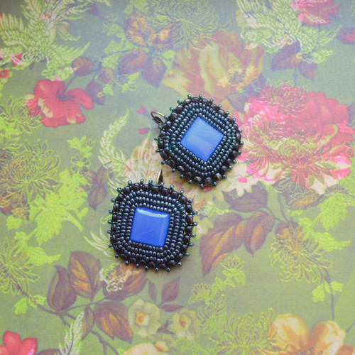 Deep Blue Earings - vyšívané náušnice — foto 3