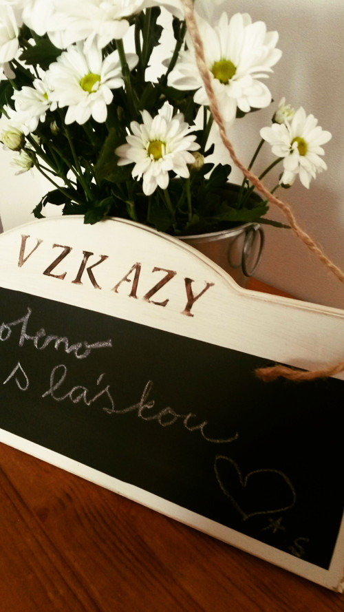 Tabulka na vzkazy — foto 2