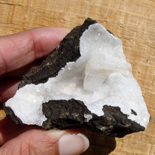 Krystal apofylitu s chalcedonem — foto 4
