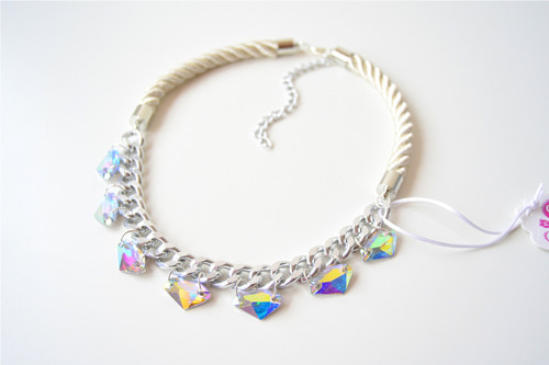 Náhrdelník WHITE RAINBOW — foto 2