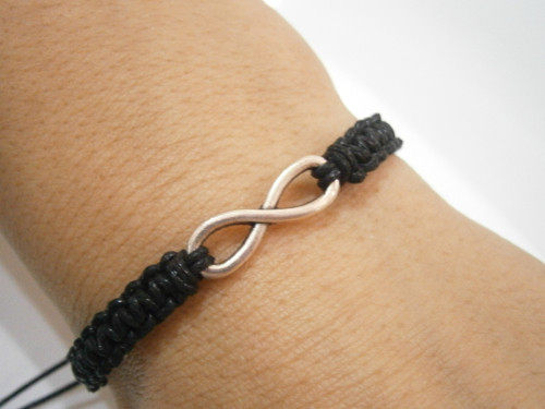 Infinity náramek - černý (macramé) - Unisex — foto 4