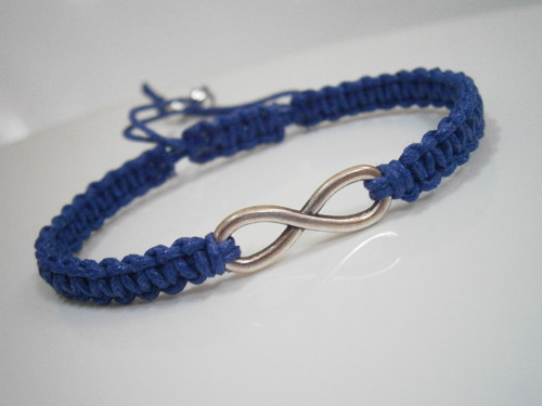 Infinity náramek - tm.modrý (macramé) - Unisex — foto 2