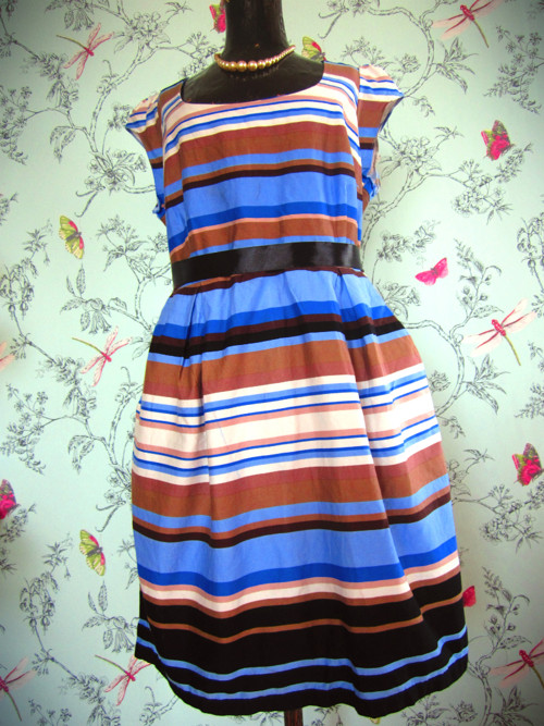Šaty stripes,vel.46/48 — foto 2
