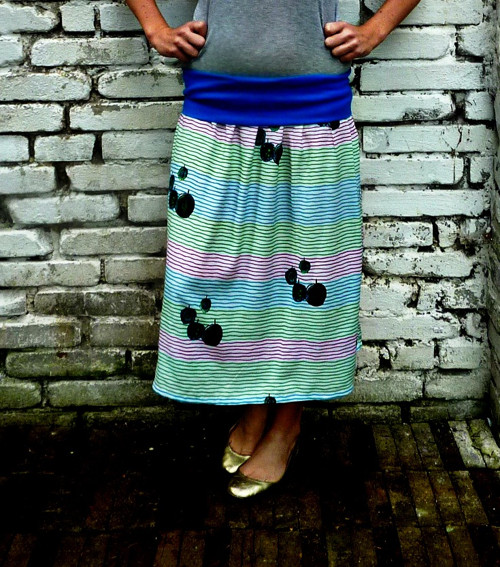 Lola sukně/šaty — foto 2