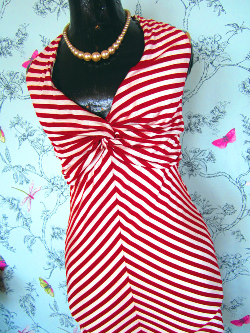 Šaty red&white stripes — foto 3
