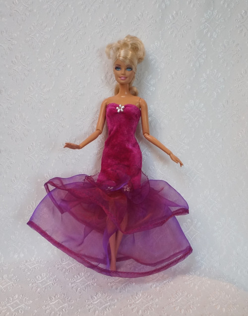 Šaty pro modelku — foto 3