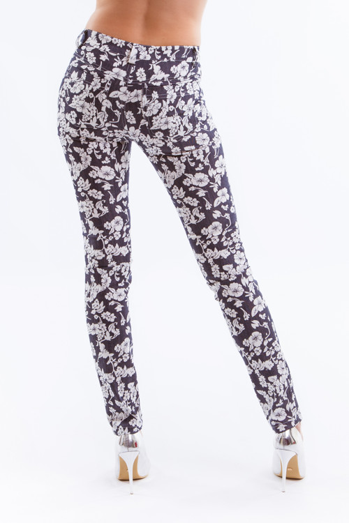 Nohavice Jeans Flower — foto 3