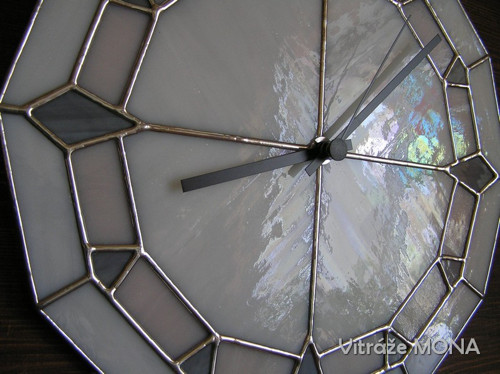 Hodiny Julie — foto 3