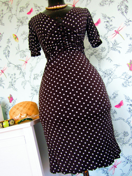 Šaty chocolate dots — foto 3
