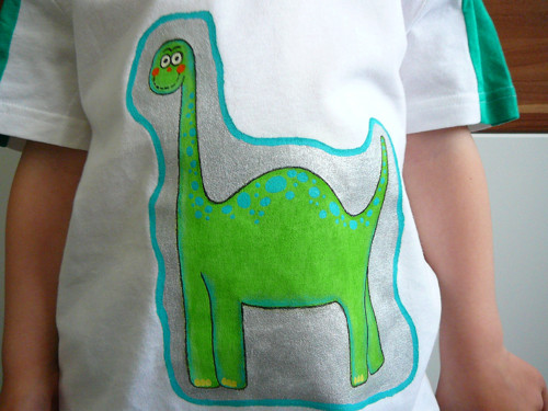 Pískací tričko - dinosaurus — foto 3