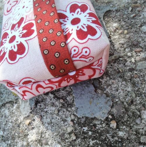 "Kapesníkovník" - "Růžová s červenou" — foto 3