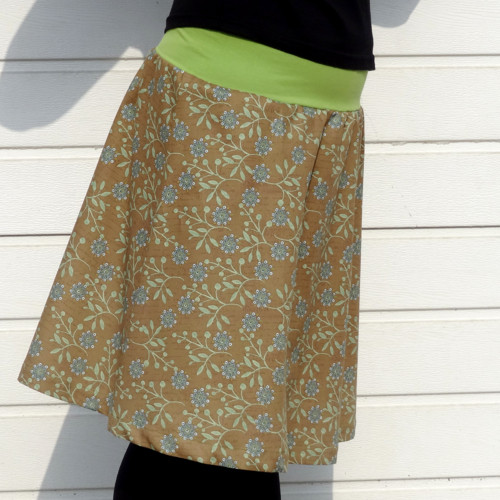 Sukénka (XL) — foto 4