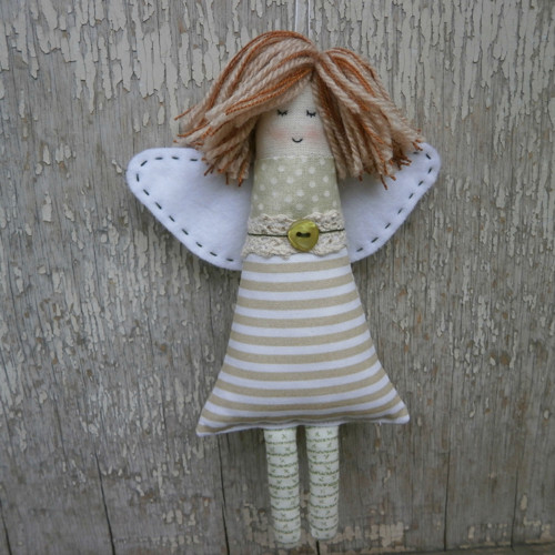 Andělína zasněná — foto 2