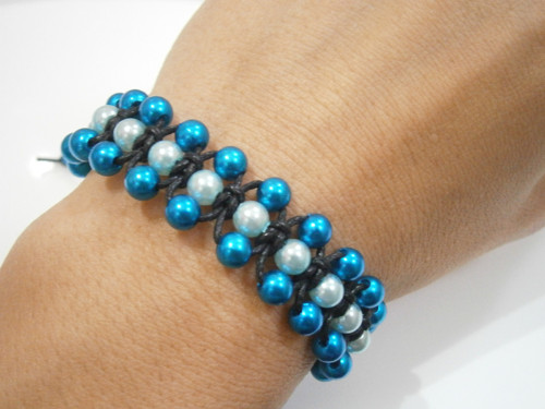 Perličkový tyrkysový náramek (macramé/shamballa) — foto 6
