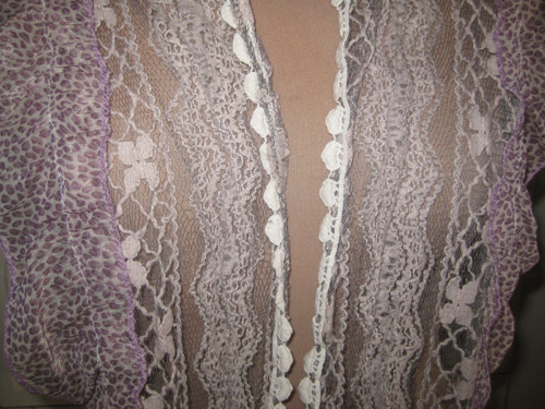 Něžná krajková šála — foto 3