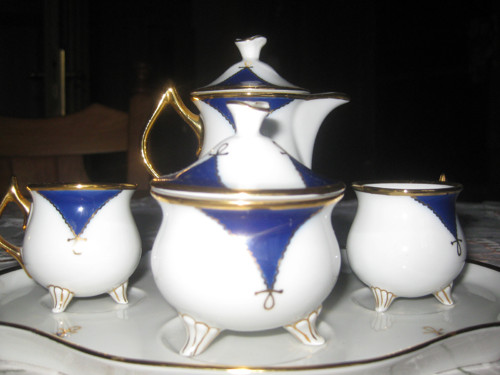 Malá porcelánová souprava " zámecká" — foto 3