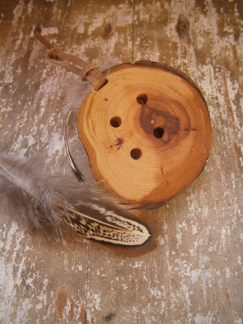 Knoflíčkový talisman... — foto 2
