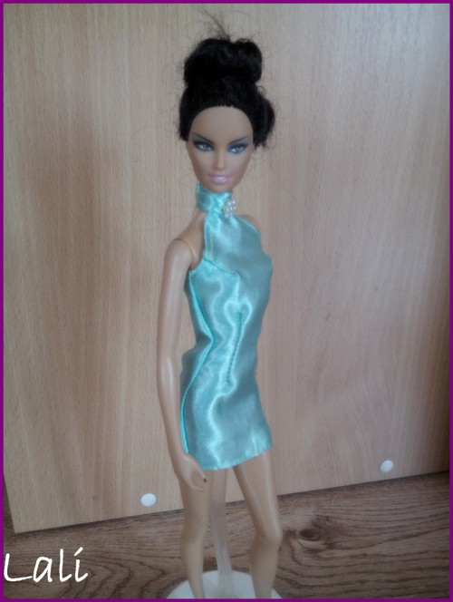Zelené šaty pro Model Muse Barbie č. 5 — foto 2