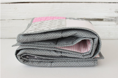 Miminkovská deka "Pink & Grey" — foto 4