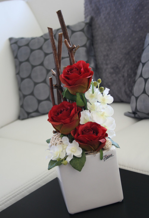 Keramická kostka s růžemi a orchidejemi — foto 3