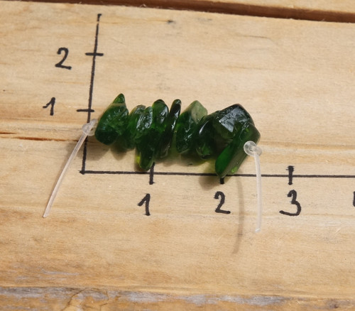 Zlomky chromdiopsidu D3601 — foto 2