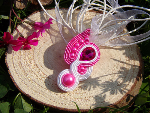 Sutaškové náušnice Crazy Pink — foto 2