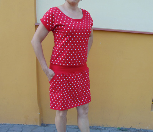 Šaty puntíčkové-kr.rukáv — foto 2