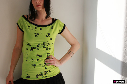 Triko limetkové - "písmo" (S) — foto 2