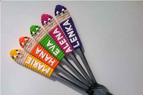 Lžičky se jmény pastelky — foto 4