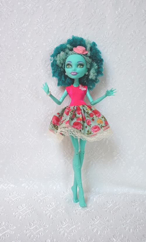 Šaty pro MH / Ever After High — foto 2