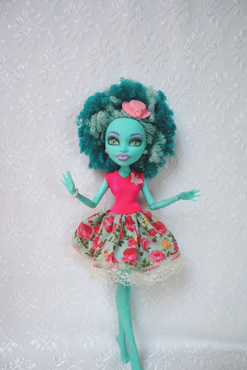 Šaty pro MH / Ever After High — foto 3