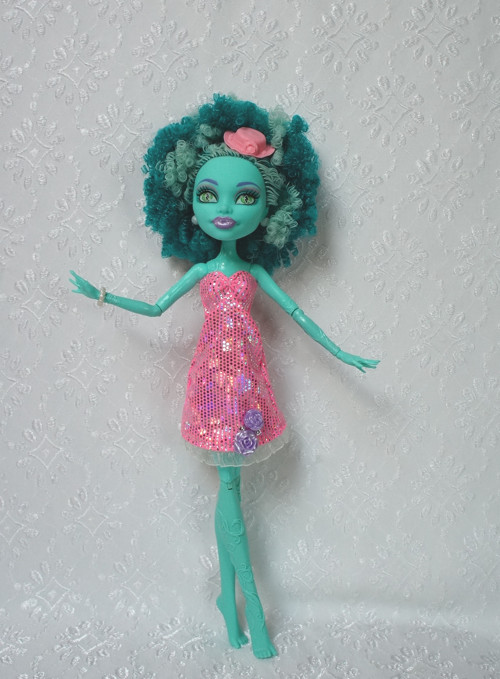 Šaty pro MH / Ever After High — foto 2