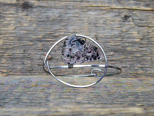 Náramek s fusingovým sklem — foto 2
