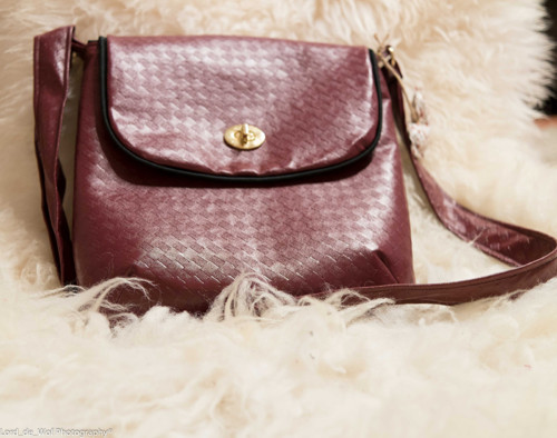 Vínová kabelka crossbody — foto 2