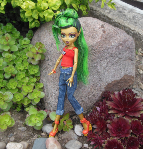 Denim móda pro panenku Monster High — foto 2