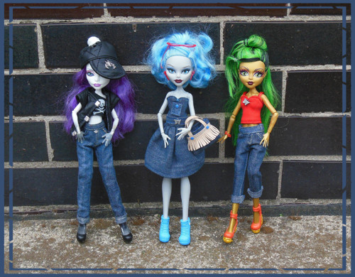 Denim móda pro panenku Monster High — foto 4